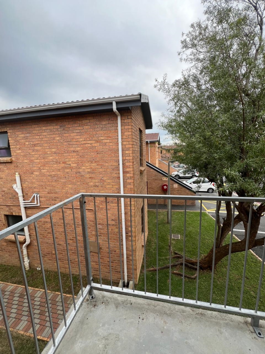 To Let 2 Bedroom Property for Rent in Sea Breeze Western Cape